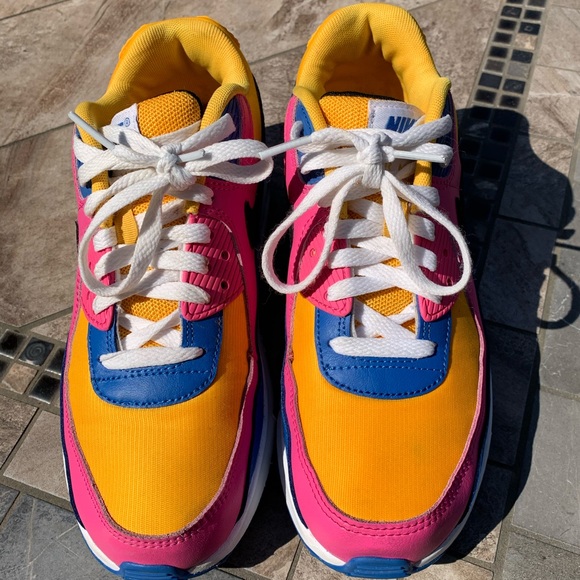 Nike Shoes - Nike Air Max 90
Style Code: CJ0612-700